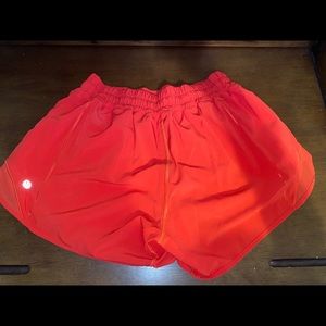 lululemon hotty hot shorts 4 inch inseam size 6